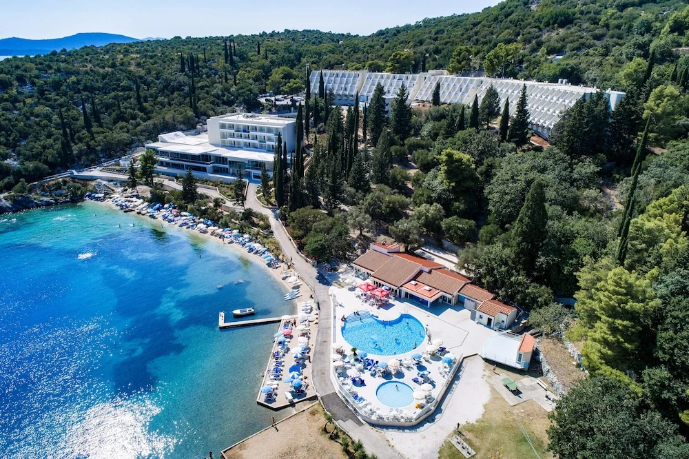 Hotel Osmine – all-inclusive · Slano, Croatia
