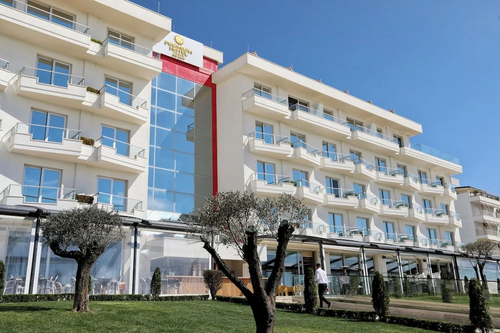 Premium Sunrise – all-inclusive · Golem, Albania